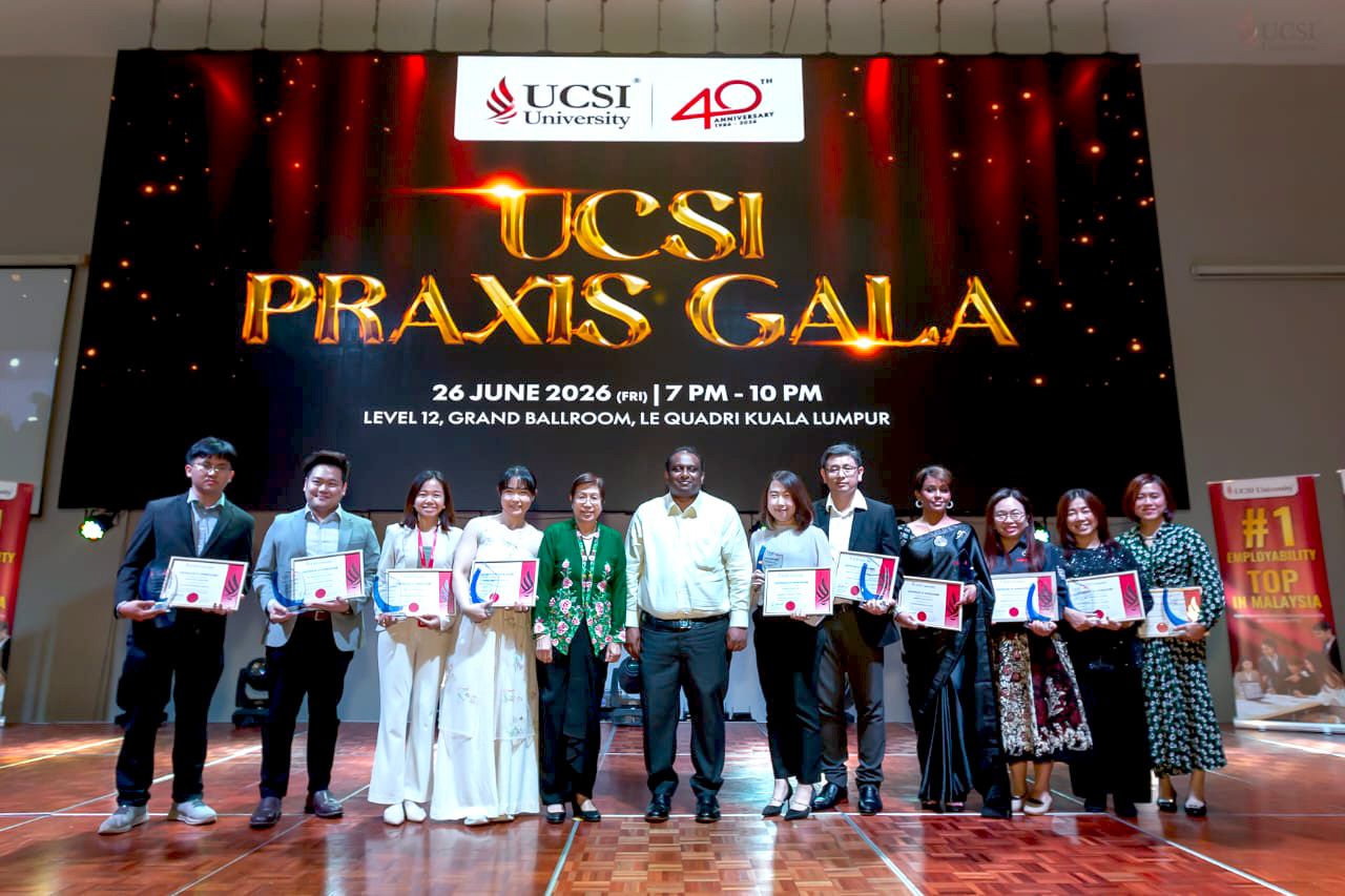 YTL Cement Honoured with Industry Excellence Award at UCSI Praxis Gala Night